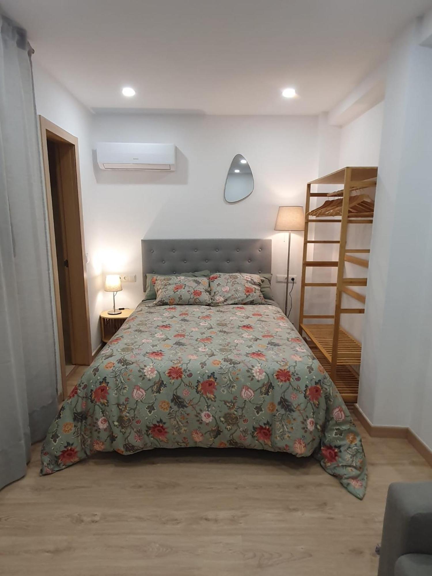 Apartmentsnoa Malaga Exterior photo